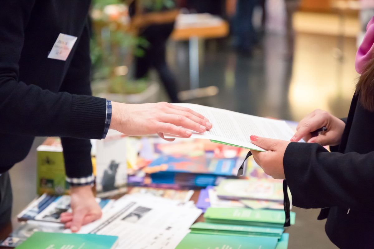 Salon professionnel : 4 astuces pour sublimer le stand de votre entreprise
