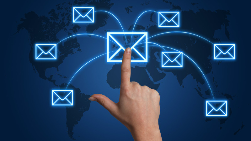 Comment faire pour avoir plusieurs adresse e-mail ?