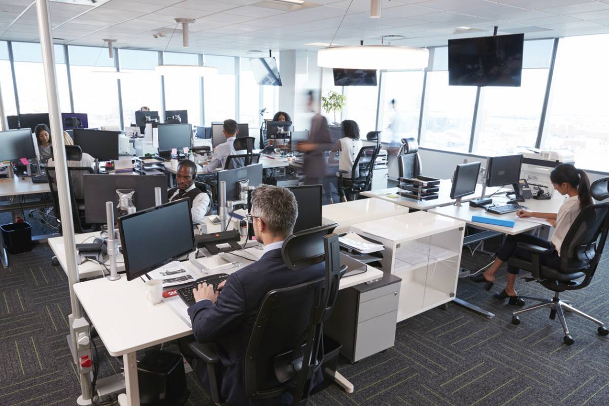 Comment procéder à la correction acoustique dans votre open space ?